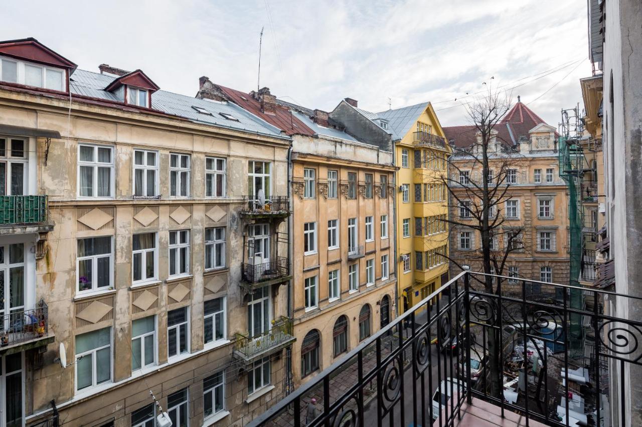 Romari Два Поверхи Lägenhet Lviv Exteriör bild